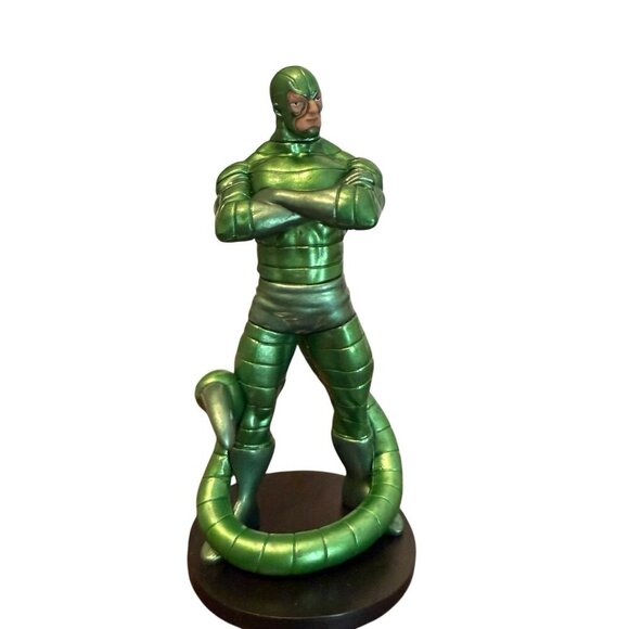 Lot of 8 Disney Marvel Spiderman Figurines or Cake Toppers 2011 & 2012? - Picture 2 of 9